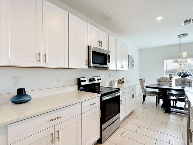 246 ZIRCON ROAD, Kissimmee, FL 34758