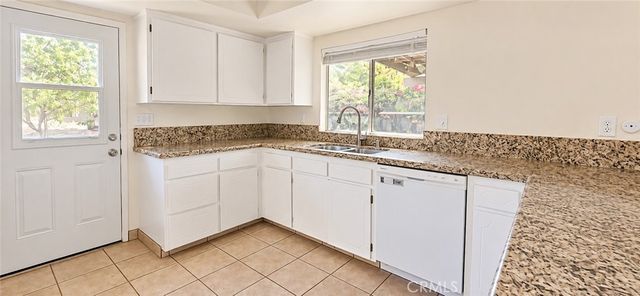 1192 Caren Road, Vista, CA 92083