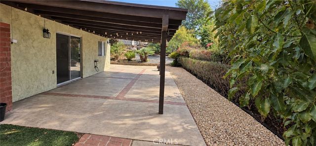 1192 Caren Road, Vista, CA 92083