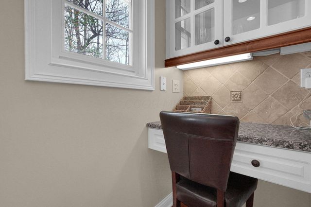 80 Timberknoll Loop, Powell, OH 43065