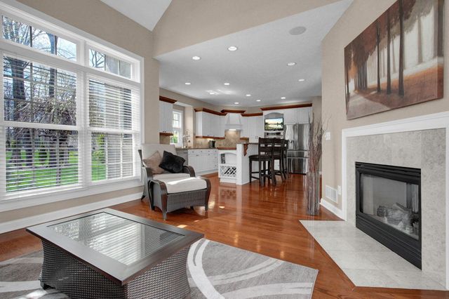 80 Timberknoll Loop, Powell, OH 43065