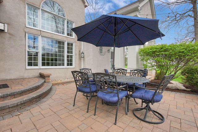 80 Timberknoll Loop, Powell, OH 43065