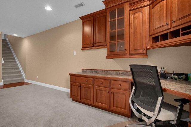 80 Timberknoll Loop, Powell, OH 43065