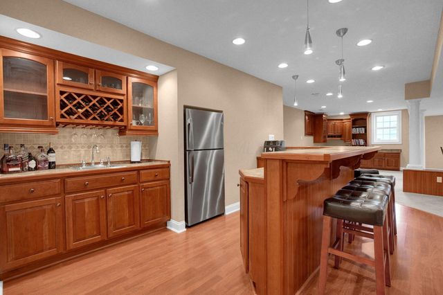 80 Timberknoll Loop, Powell, OH 43065