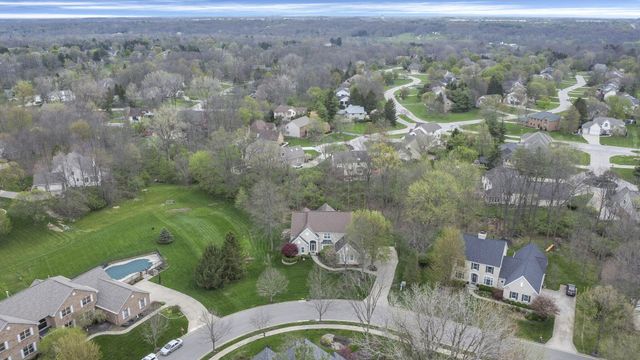 80 Timberknoll Loop, Powell, OH 43065