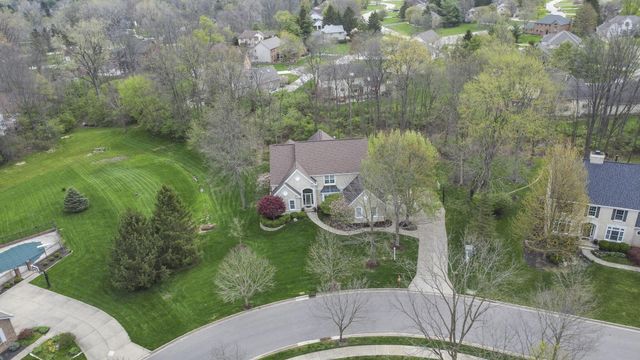80 Timberknoll Loop, Powell, OH 43065