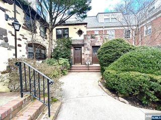 185 Palisade Avenue A4B, Englewood, NJ 07631