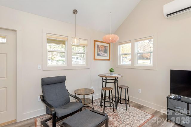 606 Ray Avenue, Hendersonville, NC 28792