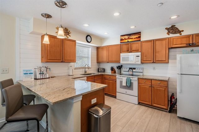 1500 GULF BOULEVARD 204B, Indian Rocks Beach, FL 33785
