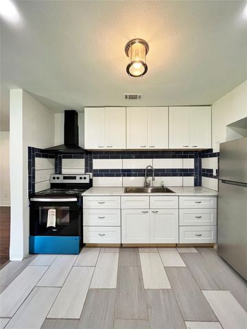 601 Blevins Street, Fort Worth, TX 76111