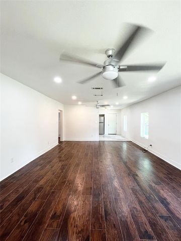 601 Blevins Street, Fort Worth, TX 76111