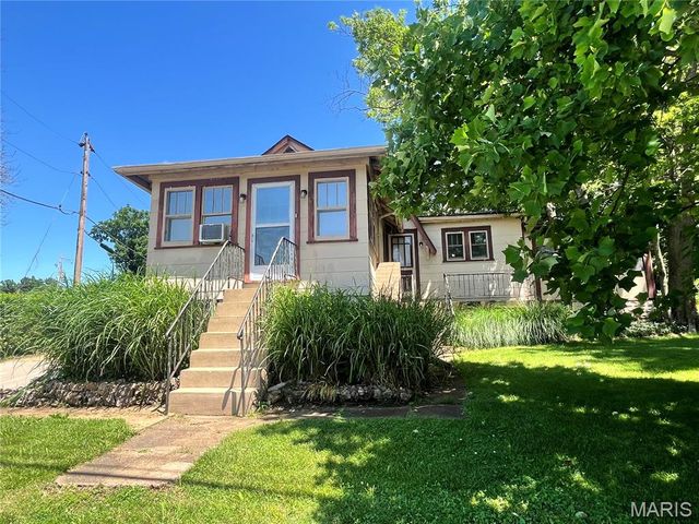 4938 Lemay Ferry Road, St Louis, MO 63129