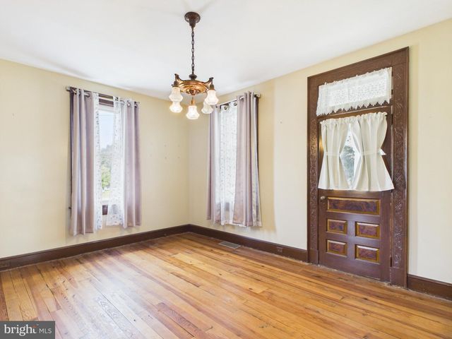 1040 PLEASANT GROVE RD, York Haven, PA 17370