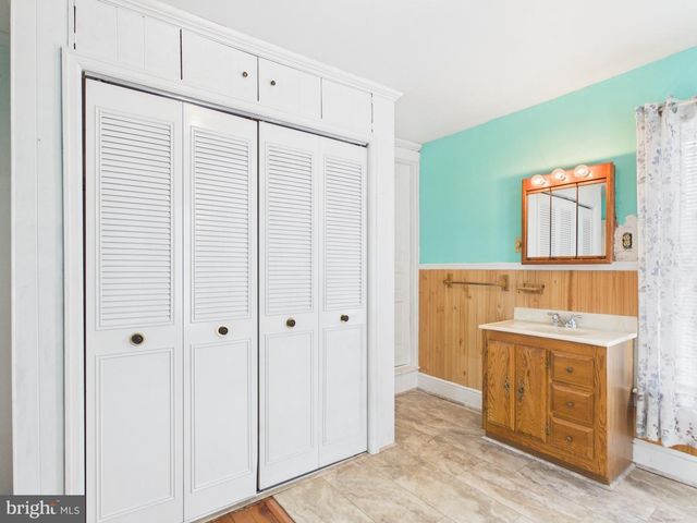 1040 PLEASANT GROVE RD, York Haven, PA 17370