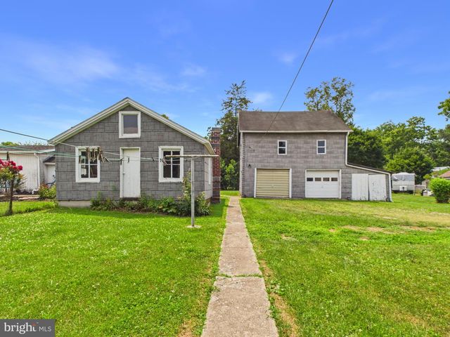 1040 PLEASANT GROVE RD, York Haven, PA 17370