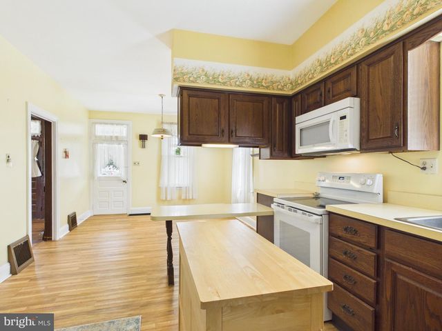 1040 PLEASANT GROVE RD, York Haven, PA 17370