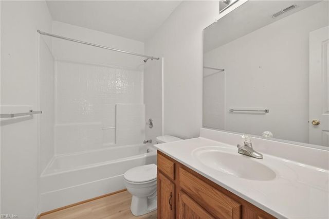 1112 Lady Ashley DR, Chesapeake, VA 23320