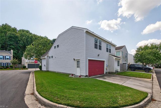 1112 Lady Ashley DR, Chesapeake, VA 23320