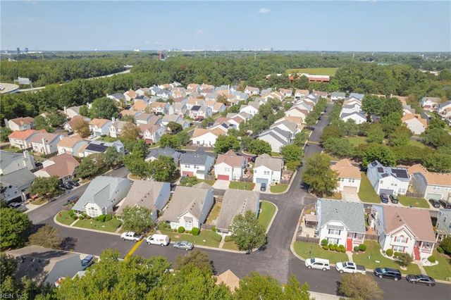 1112 Lady Ashley DR, Chesapeake, VA 23320