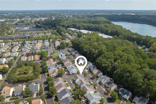 1112 Lady Ashley DR, Chesapeake, VA 23320