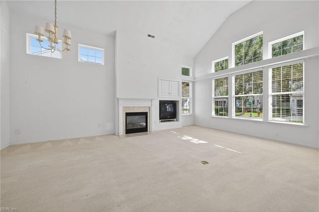 1112 Lady Ashley DR, Chesapeake, VA 23320