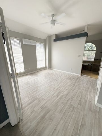 308 Riverwalk Lane, Irving, TX 75063