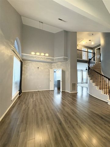 308 Riverwalk Lane, Irving, TX 75063