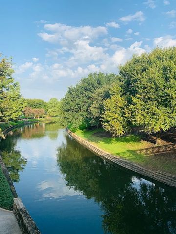 308 Riverwalk Lane, Irving, TX 75063