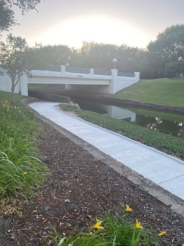 308 Riverwalk Lane, Irving, TX 75063