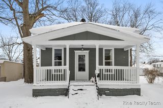 1471 Leahy Street, Muskegon, MI 49442