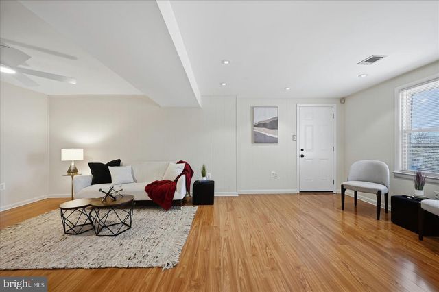 6511 CARRIAGE DR, Alexandria, VA 22310