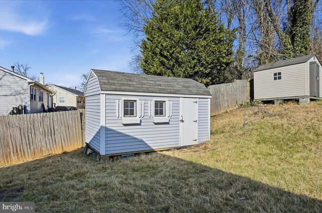 6511 CARRIAGE DR, Alexandria, VA 22310