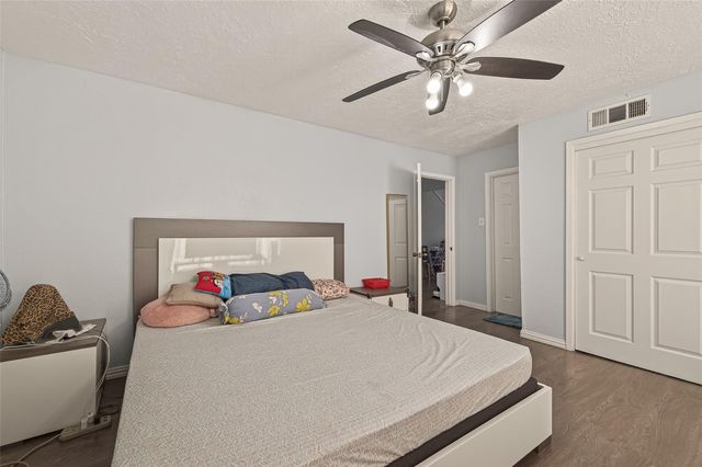 13175 Clarewood Drive, Houston, TX 77072