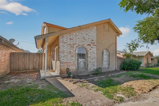 13175 Clarewood Drive, Houston, TX 77072