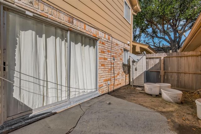 13175 Clarewood Drive, Houston, TX 77072