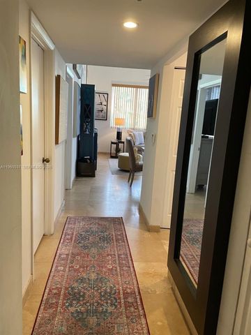 540 Brickell Key Dr 505, Miami, FL 33131