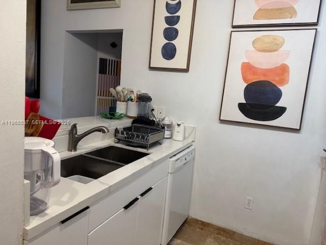 540 Brickell Key Dr 505, Miami, FL 33131