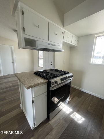 312 GRAPHITE Drive, El Paso, TX 79932