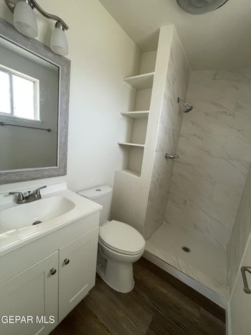 312 GRAPHITE Drive, El Paso, TX 79932