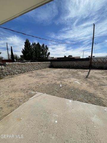 312 GRAPHITE Drive, El Paso, TX 79932
