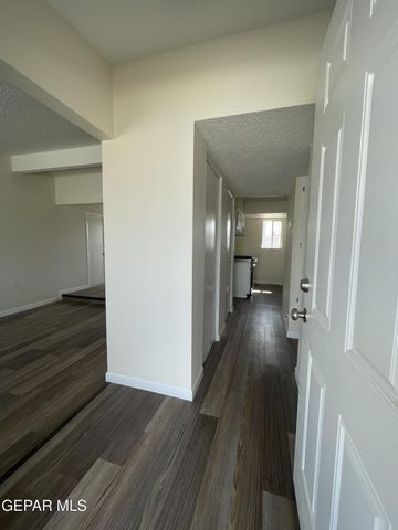 312 GRAPHITE Drive, El Paso, TX 79932