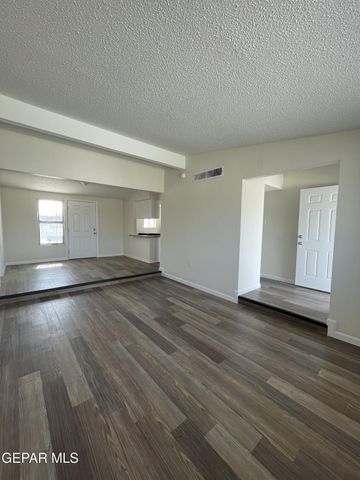 312 GRAPHITE Drive, El Paso, TX 79932