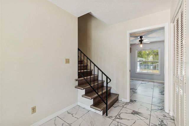 2027 PARK STREET N, St Petersburg, FL 33710