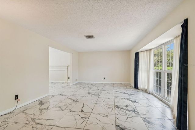 2027 PARK STREET N, St Petersburg, FL 33710