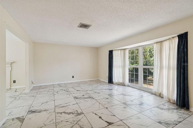 2027 PARK STREET N, St Petersburg, FL 33710