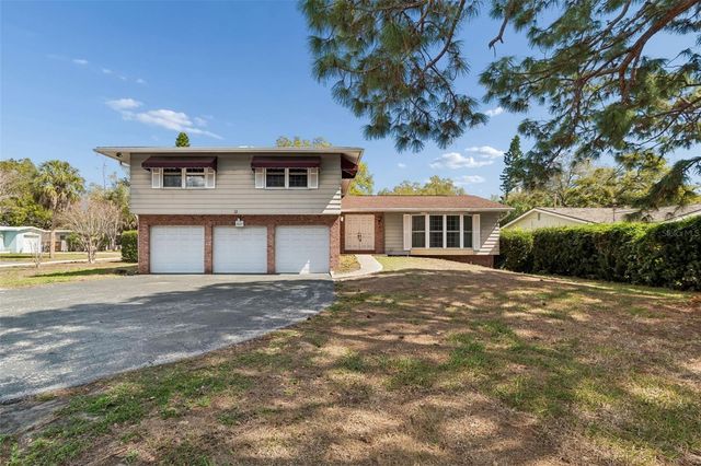 2027 PARK STREET N, St Petersburg, FL 33710