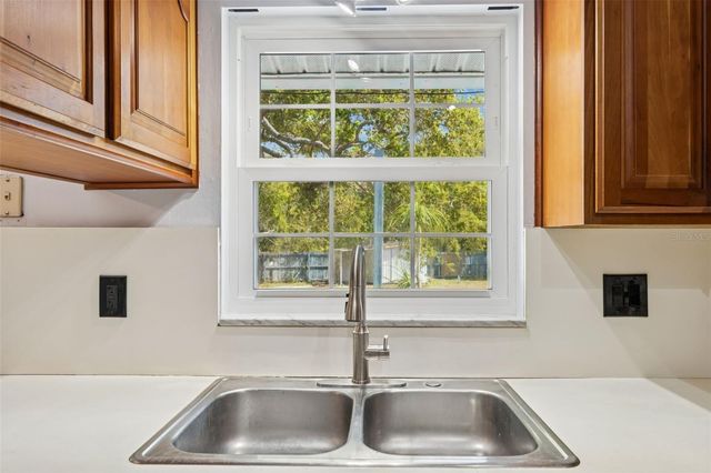 2027 PARK STREET N, St Petersburg, FL 33710