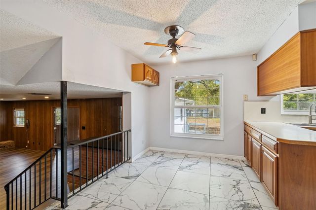 2027 PARK STREET N, St Petersburg, FL 33710