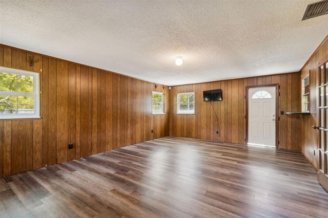 2027 PARK STREET N, St Petersburg, FL 33710