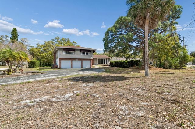 2027 PARK STREET N, St Petersburg, FL 33710